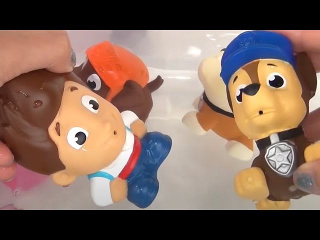 Nat and Essie Play with Different Colored Paw Patrol Bath Paint 