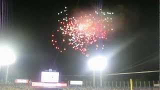 20120817_神宮球場５回終了後の花火