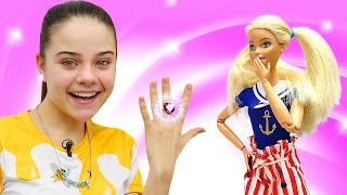 Куклы БАРБИ и Кен готовятся к 8 марта! Barbie ждет кольцо в подарок! Видео игры для девочек САЛОН