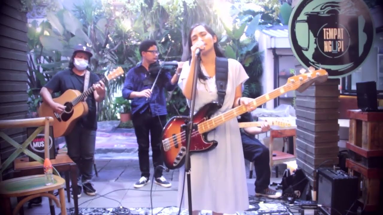 Fia - Langitku Langitmu (Live on GaraGaraMusik x Tempat Ngupi) - Album Release Showcase