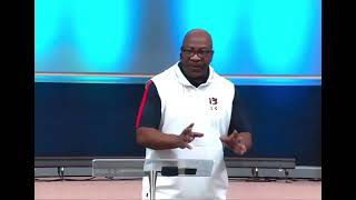 Chette Williams - Auburn Football Team Chaplain share a powerful during Jersey Sunday @TCC