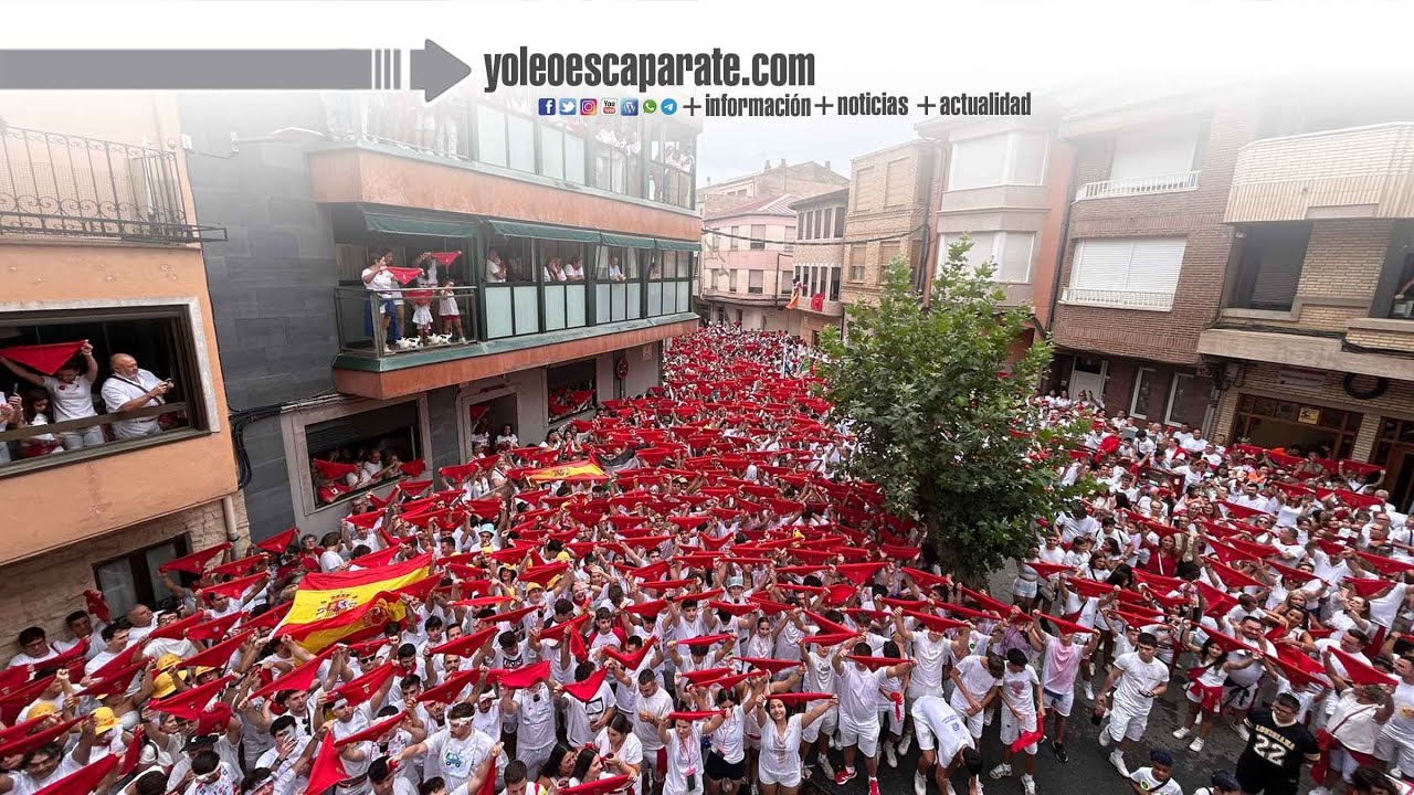Chupinazo Fiestas Azagra 2025 - YouTube