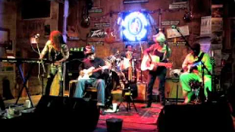 Wendy Garrison with Bill Howl-N-Madd Perry band