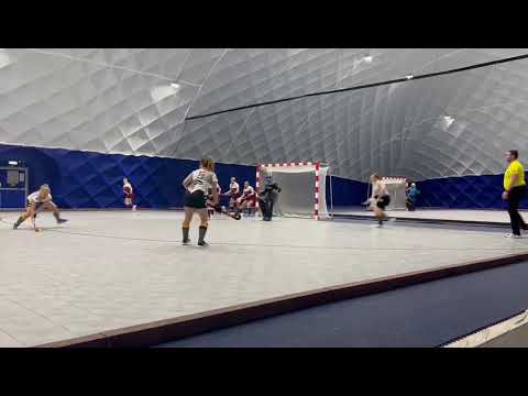 HCS-dames onklopbaar in zaalcompetitie