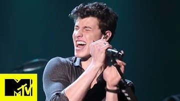 Shawn Mendes Performs 