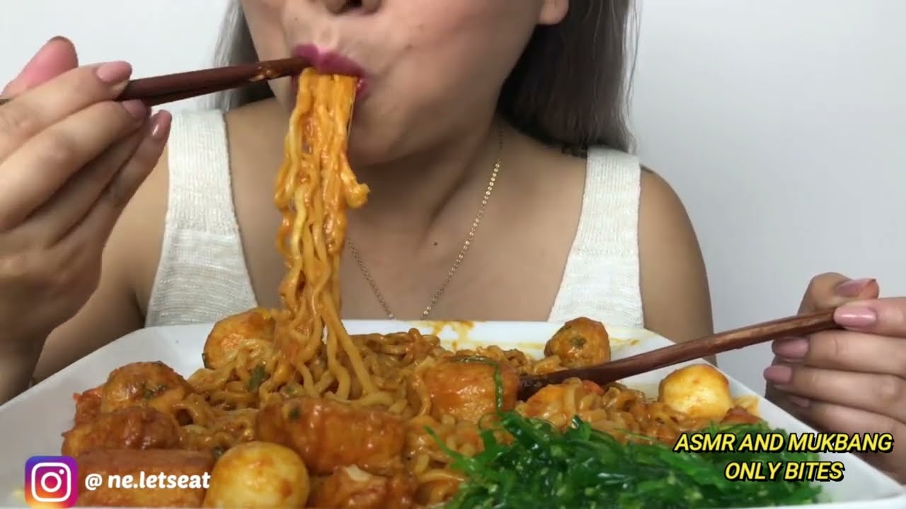N.E Lets Eat - ASMR Spicy CHEESY MALA RAMEN *ONLY BITES*