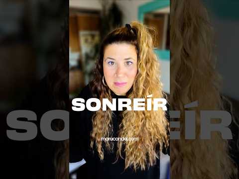 Sonreír de más | Maru Candel