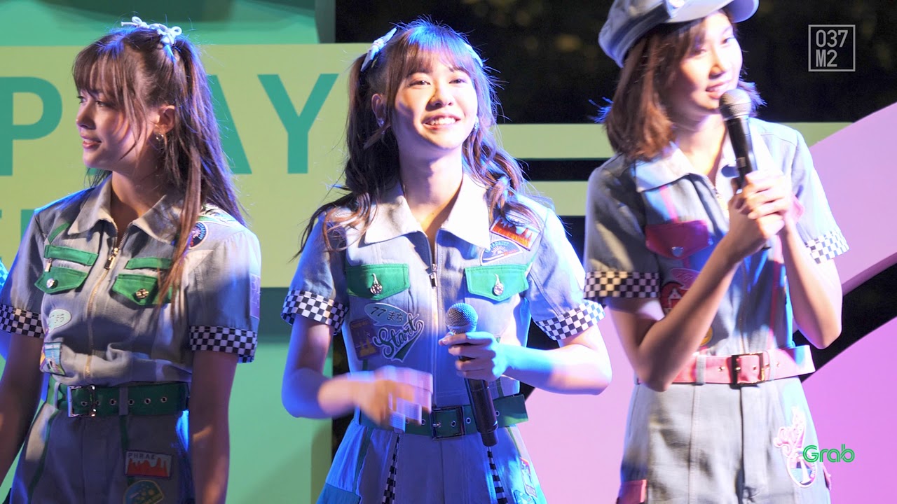 191114 BNK48 Noey - 365 วันกับเครื่องบินกระดาษ @ Grab Urban Night Fest Canapaya [Fancam 4k60p]