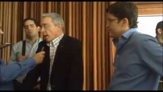 Ivan Aguilar es un joven aguerrido que quiere luchar por su tierra Alvaro Uribe 