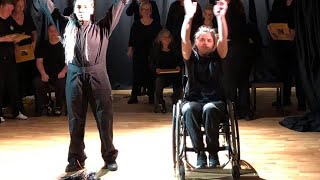    Inkluderande scenkonst – utan hinder, utan gränser Teater, dans, pedagogik, skådespeleri.
