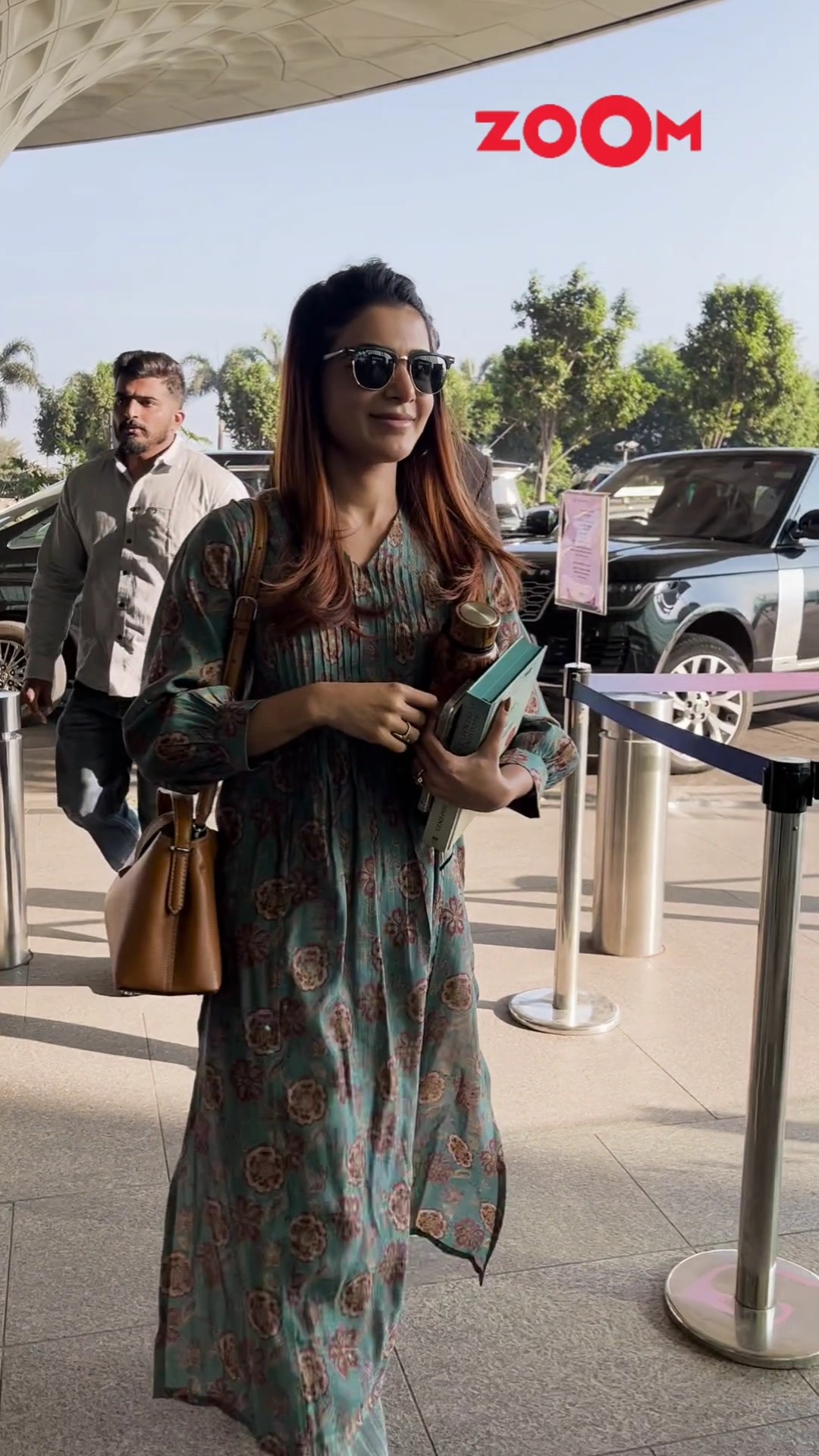 Samantha Ruth Prabhu's airport OOTD: Simple, Stylish, and Stunning! ? #samantharuthprabhu #shorts