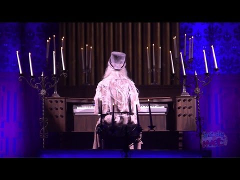 Live Haunted Mansion organ played by ghost organist at "Room For One More" 40th anniversary event