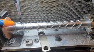 The making of a solid titanium Mjolnir (aka Thor's hammer) - The grip