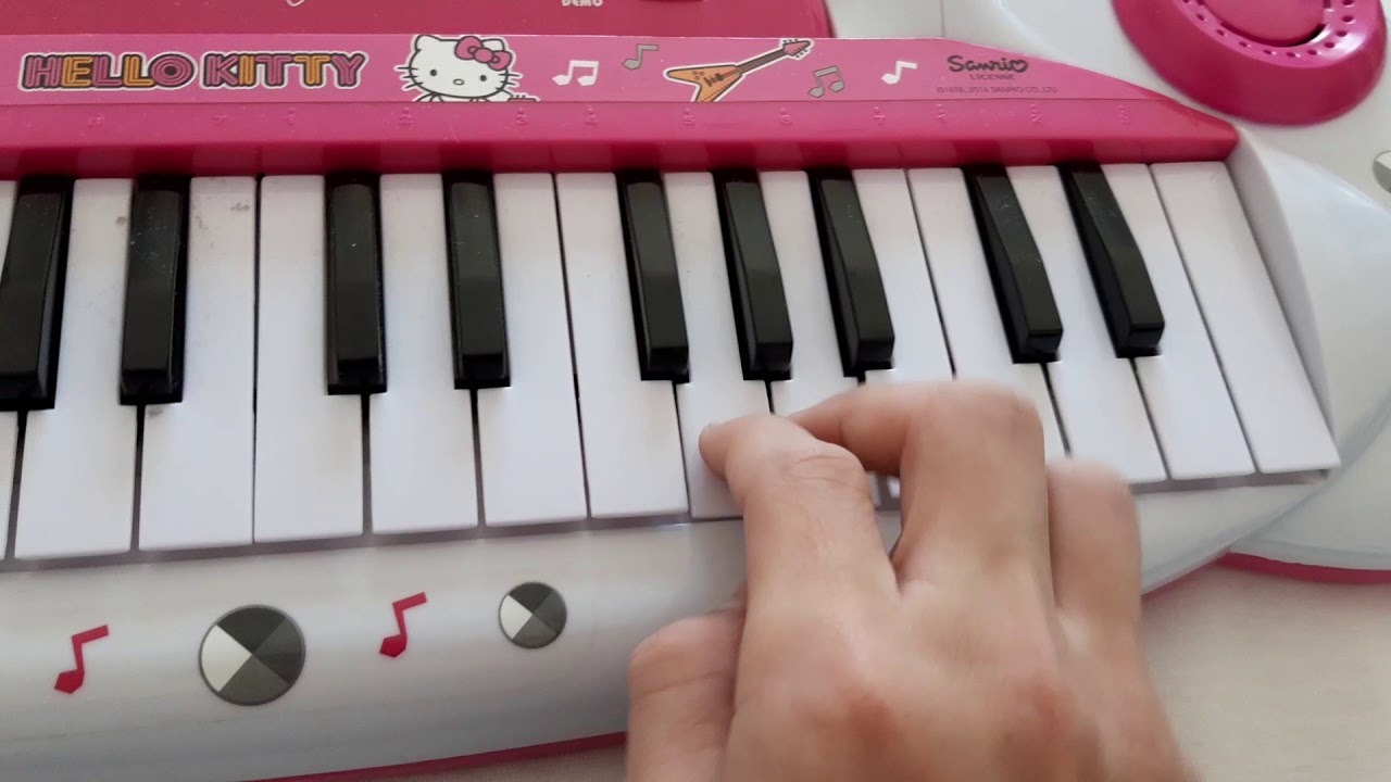 Giorno's theme on Hello Kitty Piano - YouTube
