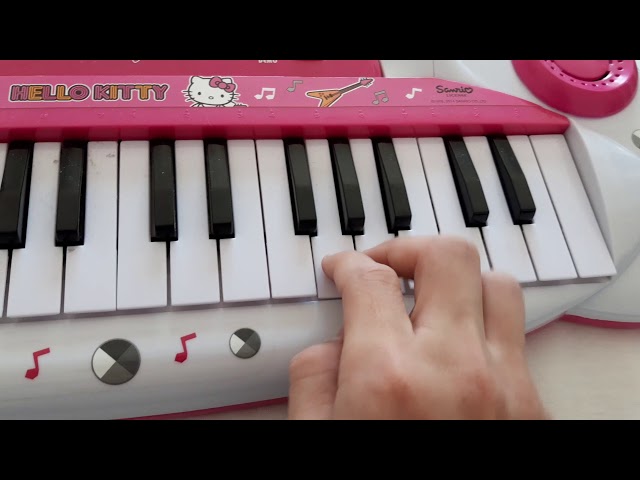 Giorno's theme on Hello Kitty Piano - YouTube