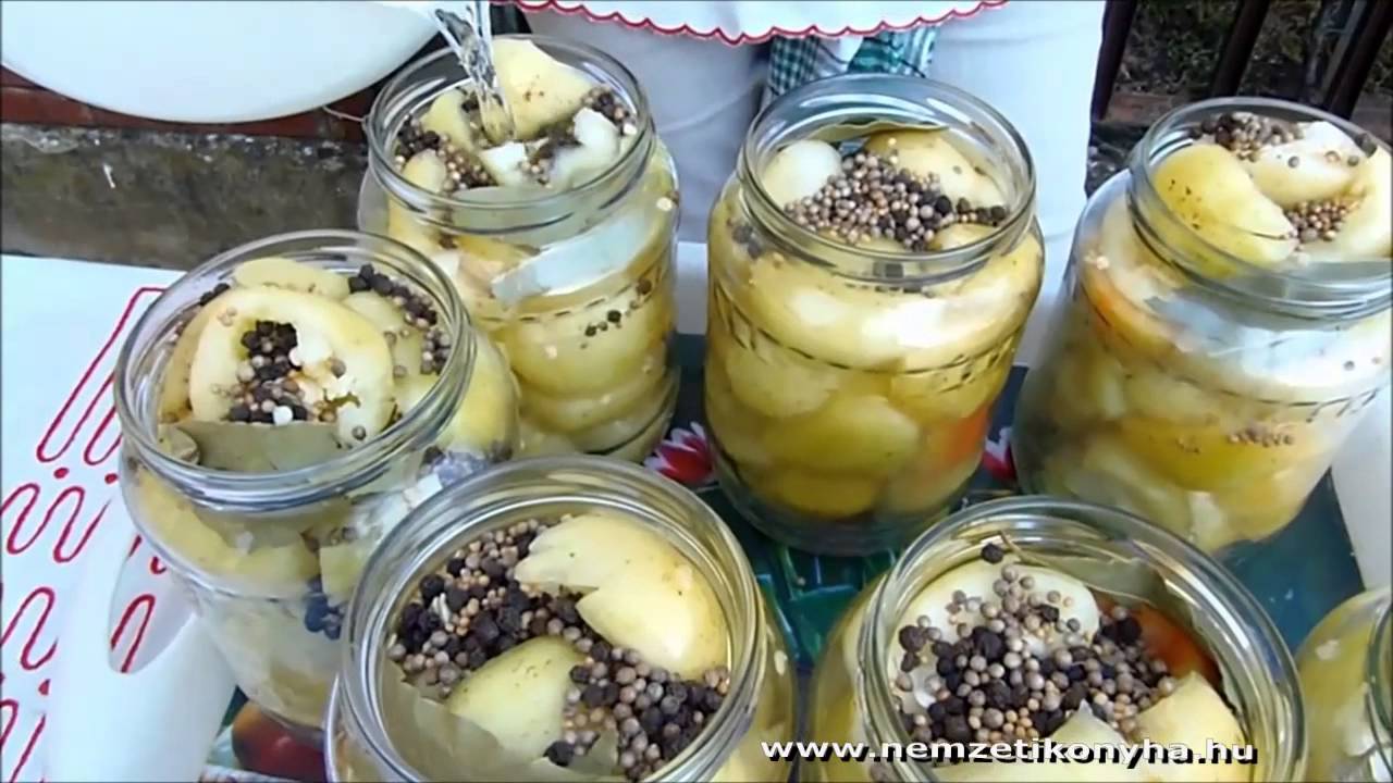 Ecetes almapaprika-vinegar and peppers-Paprika gebeizt