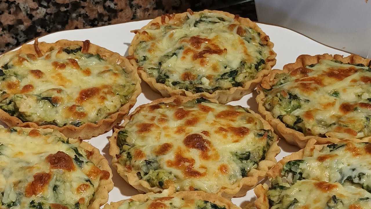 ميني كيش بالدجاج و السبانخ بعجينة ناجحة وسريعة التحضير( وصفات رمضان )