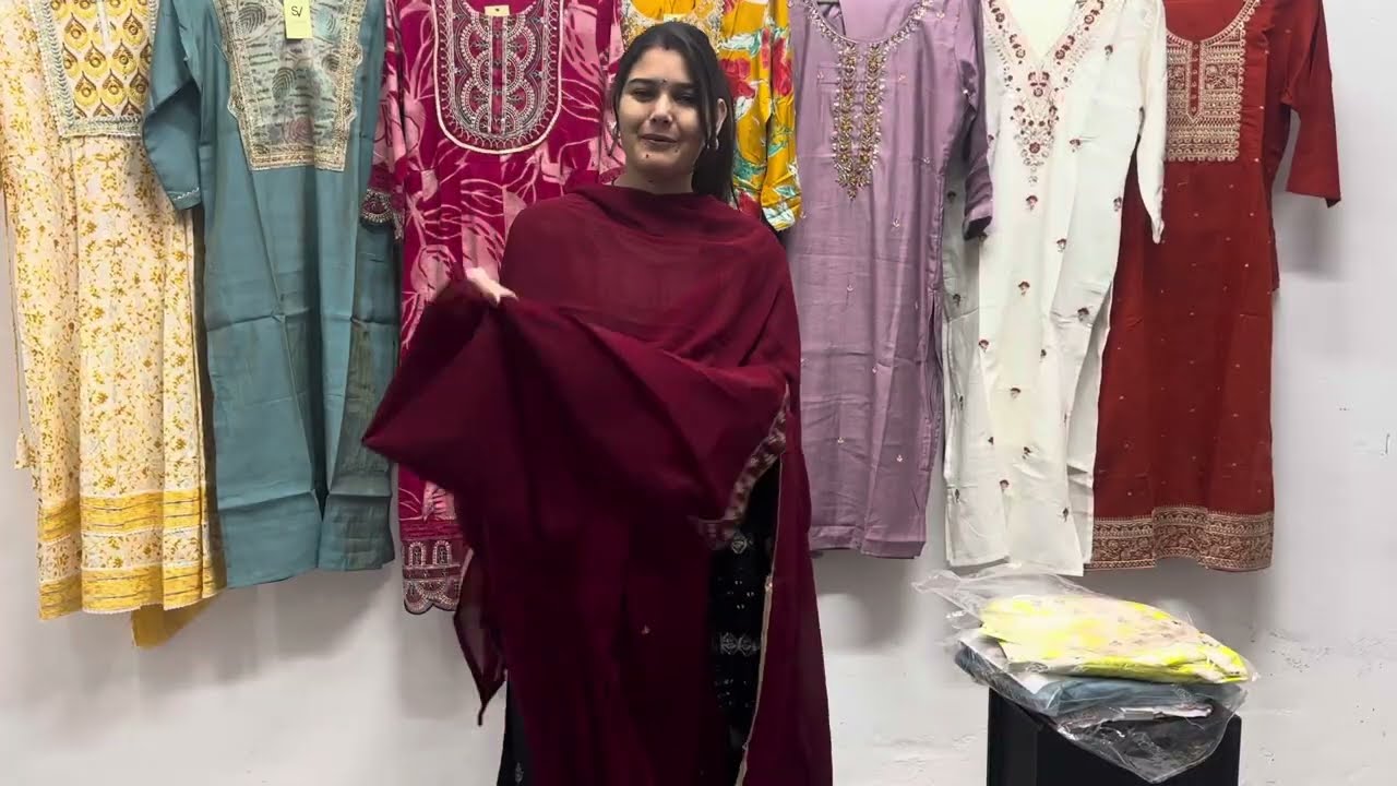 Beautiful three piece kurta set | best kurta set | Salvique store | order no.7351818902