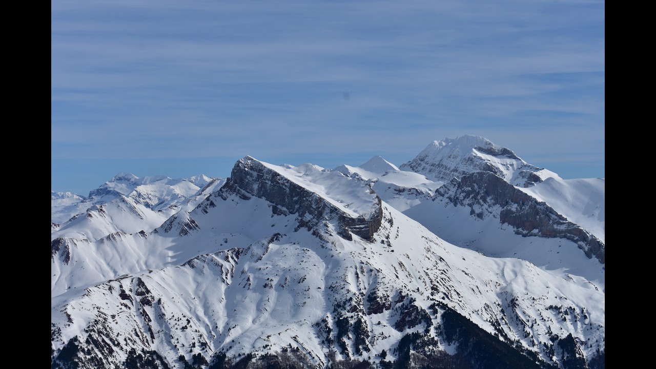 Petraficha t Chipeta. Runaway. Aurora