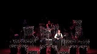 "Silent Night" - Peter White Christmas show - Fresno 2010 chords