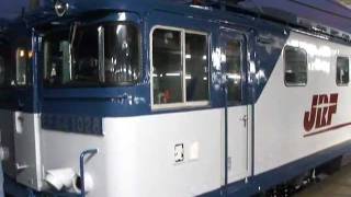 EF64 1028号機[愛] in 富士駅6番線