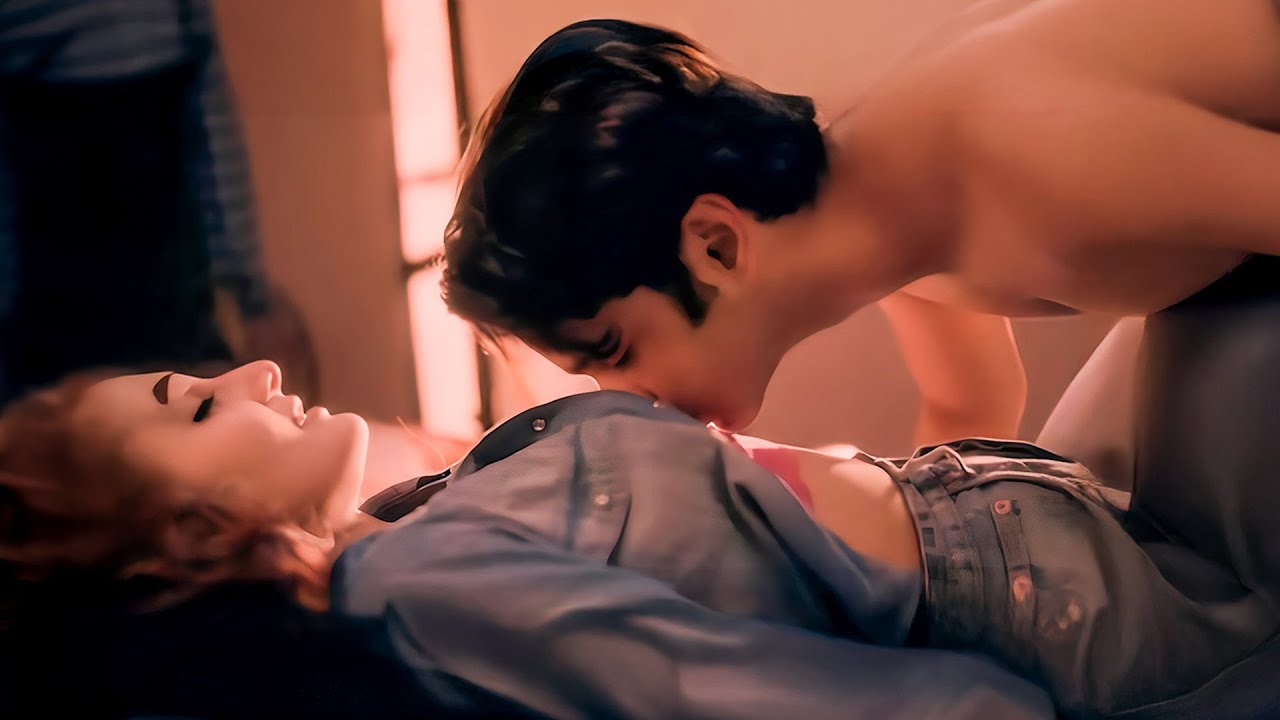 Girlfriend ke साथ छत par hui छुपके se मुलाक़ात 😍 | Indori Ishq | Best Romantic Webseries of 2026