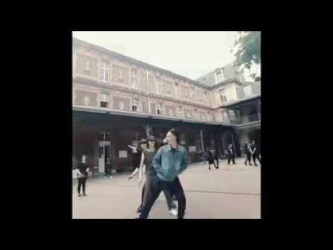 周柏豪 : 👬👬👫👫 ‪#‎paris