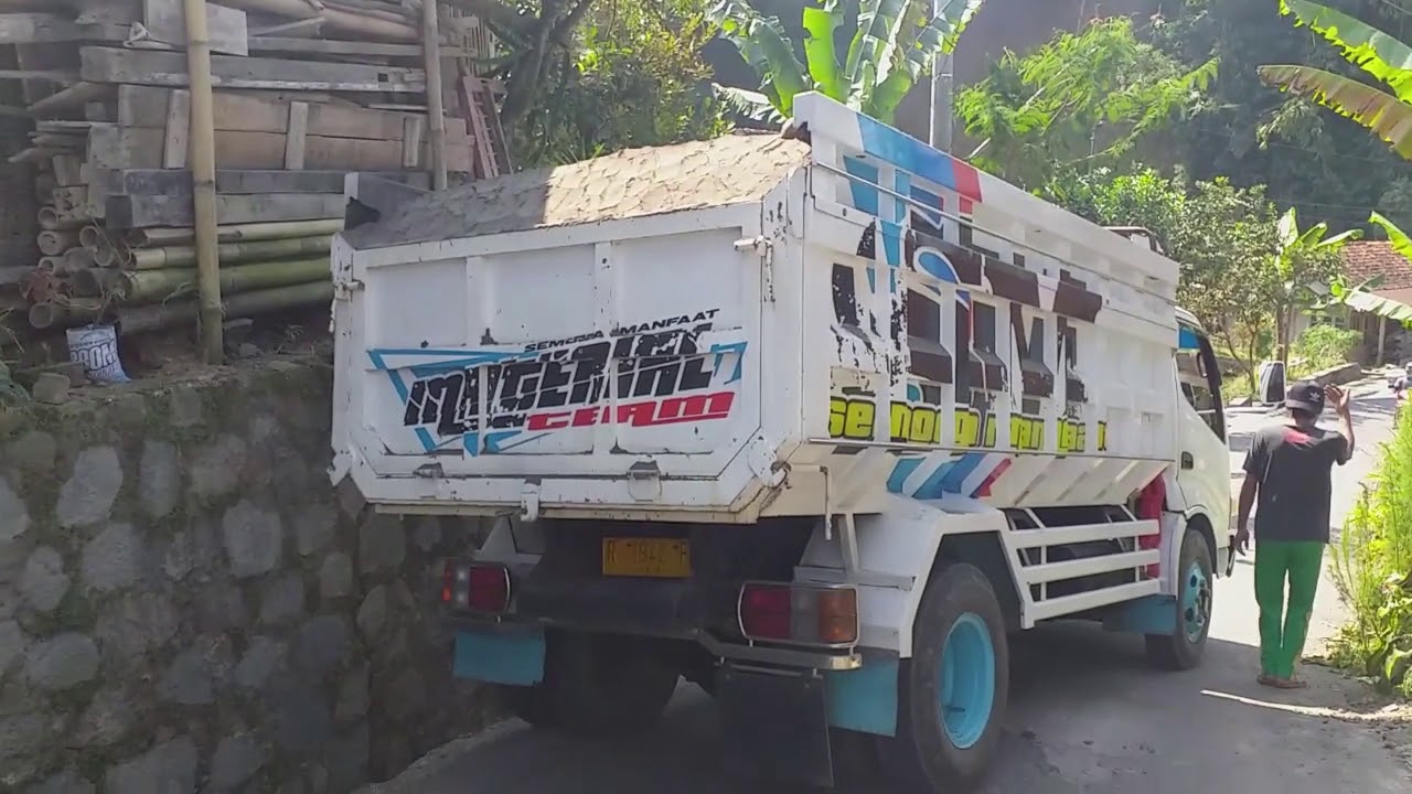  Truk  dump  bongkar pasir  semoga manfaat YouTube