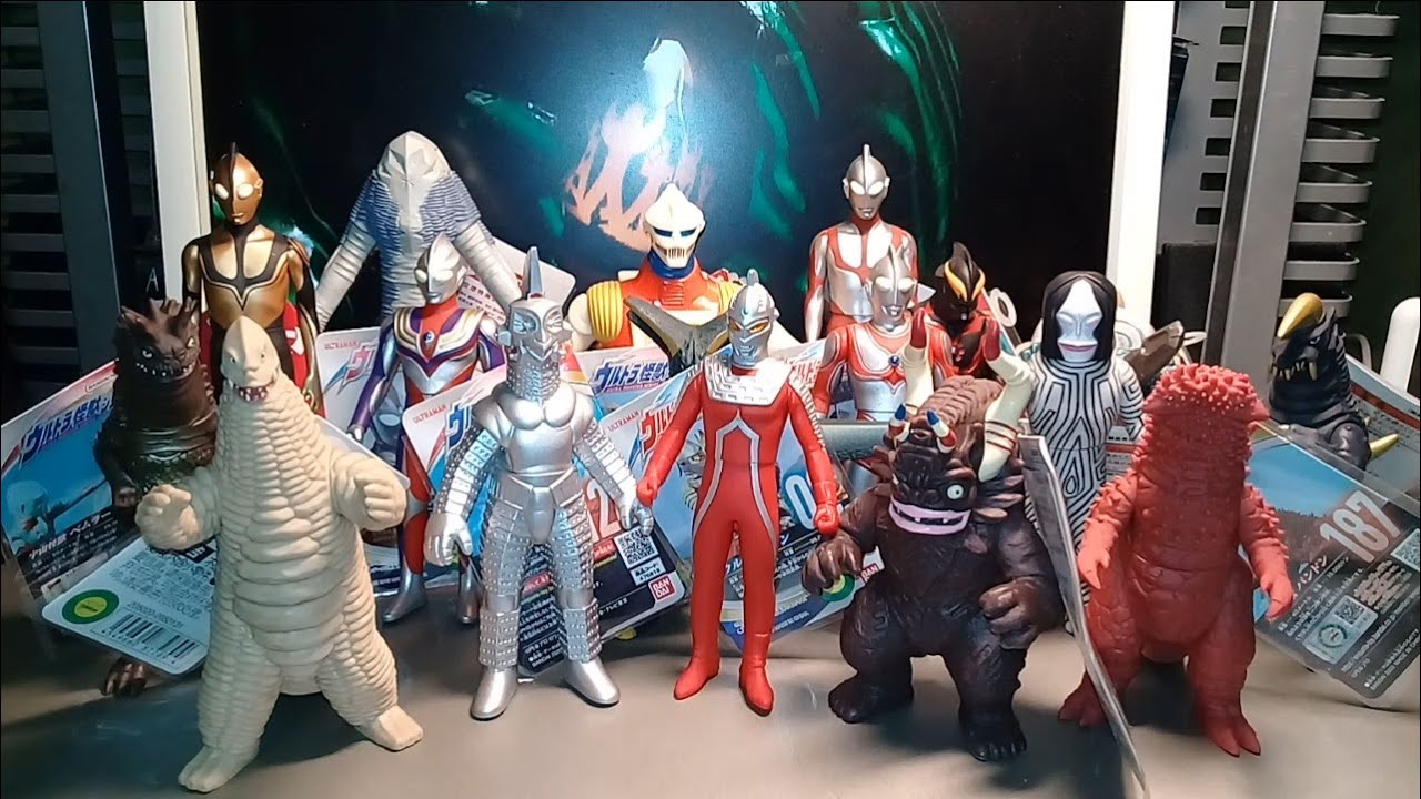 Vinyl Kaiju! Ultraman Monsters and Heroes Series by Bandai! - YouTube