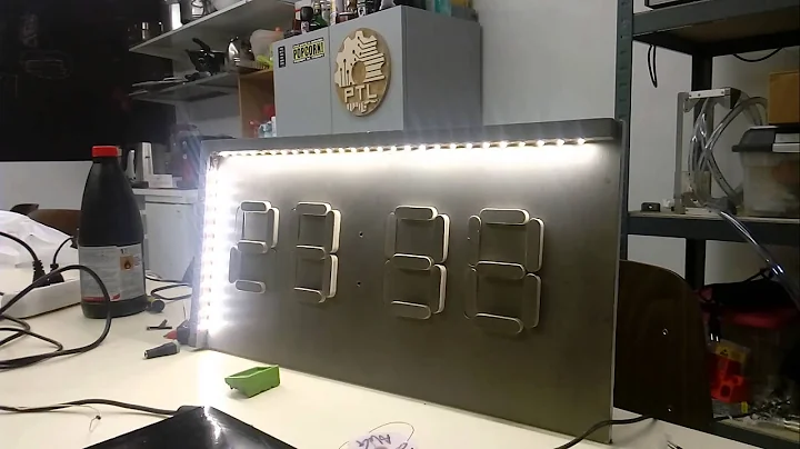 Mechanical 7 Segments display clock - Post Tenebras Lab