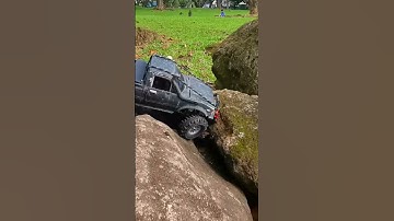 WPL C24 ROCK CRAWLING #wpl #rchobbies #dumborc #crawlers #crawling #rccar