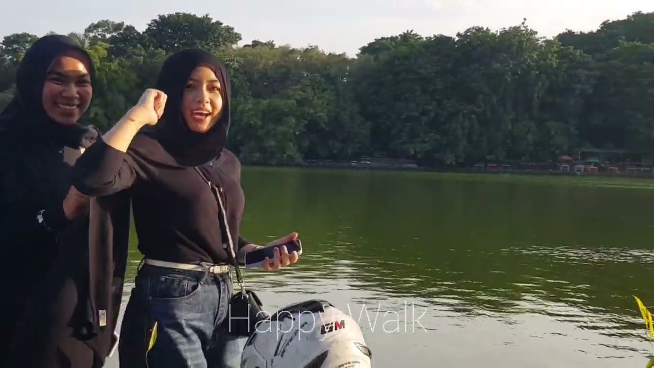 NIKMATI TEPIAN DANAU KETIKA MENTARI DI UPUK BARAT 