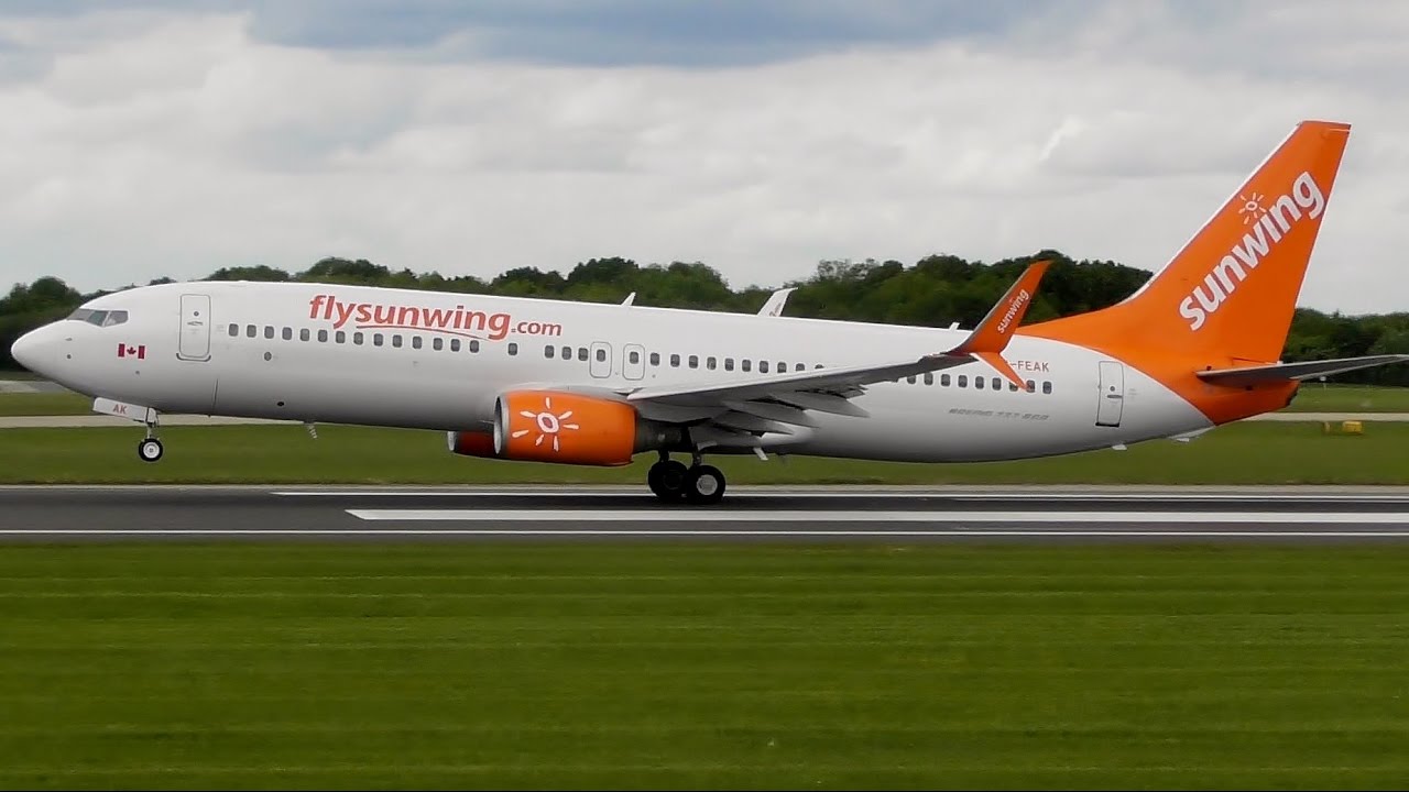 Sunwing 737 800 Arrival Departure At Manchester Airport