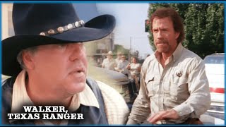 Bringing Down Homicidal Bounty Hunter | Walker, Texas Ranger