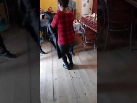 Nicu ruja si formatia Botez Gura Raului😘💪