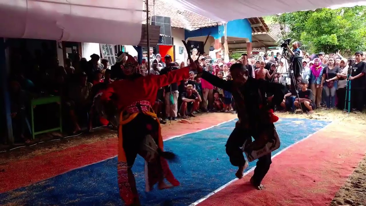 Ebeg Langen Turonggo Budoyo live dk.pesucen ds.semali kec.sempor kab.kebumen