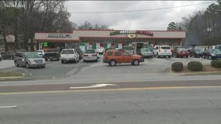 Man dead after shooting outside Roswell supermarket