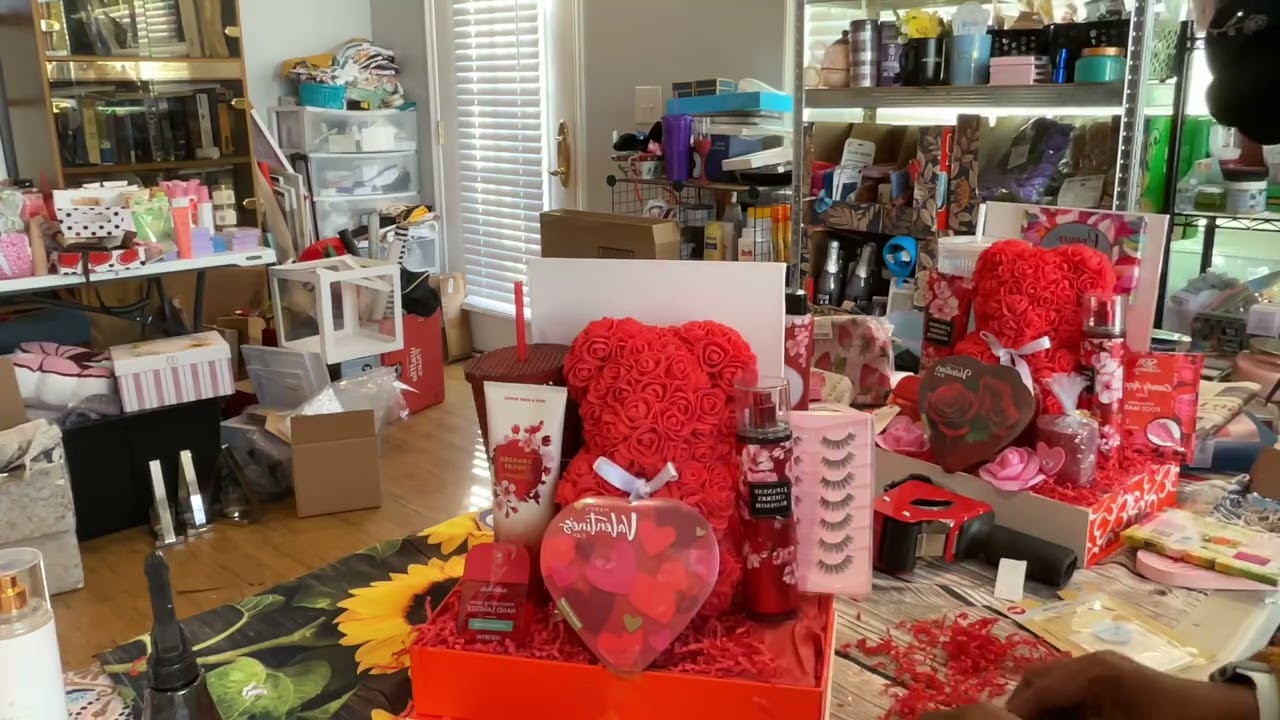 Вторая часть: набор Bath and Body Works с мишкой-розой 