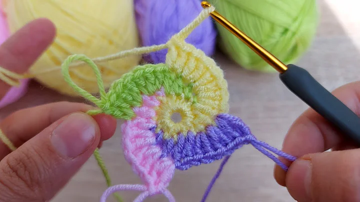 Create Vibrant Crochet Spiral Granny Square