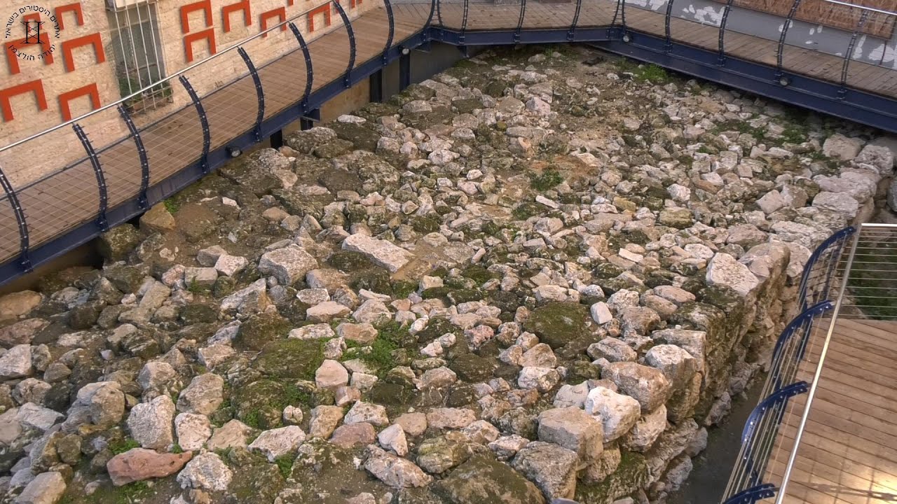 נחל צולב וחומת המלך חזקיהו