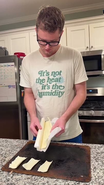 MAKING MY WIFE DINNER