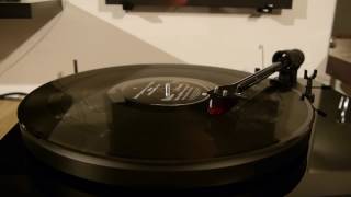 Phil Collins  I Wish It Would Rain Down  1989 