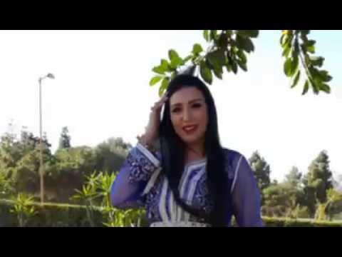 دليلة غزال  فنانة مغربية