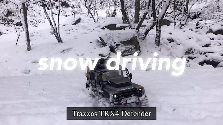 Traxxas TRX4 Defender snow driving Rc car