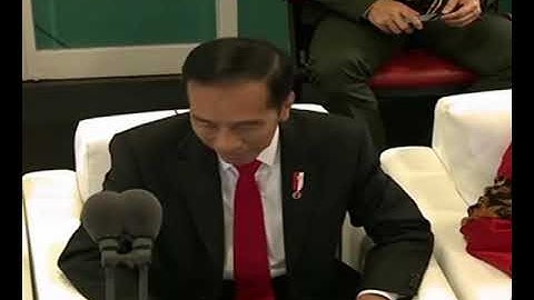 Viral : Gokil aksi goyang dayung pak presiden joko widodo.via vallen/meraih bintang/asian games 2018