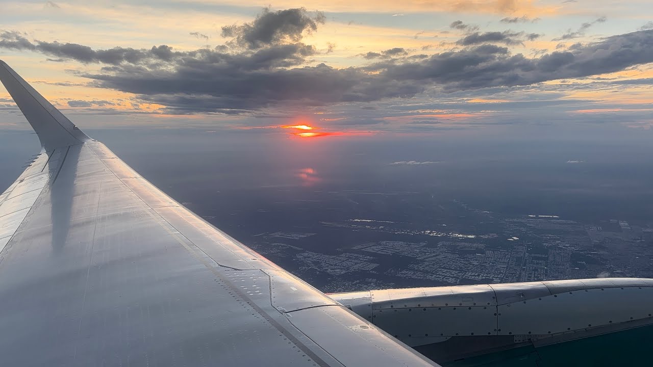 [4K] Sunset Departure from Cancun | Airbus A321-211 | N706FR | MMUN-KORD | F945