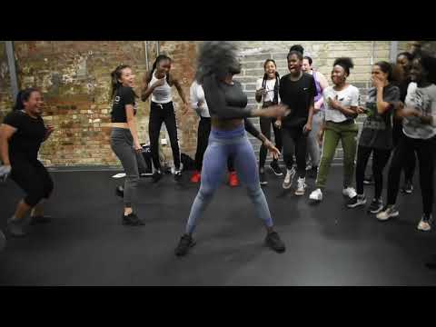 Easy Jeje- Reekado Banks