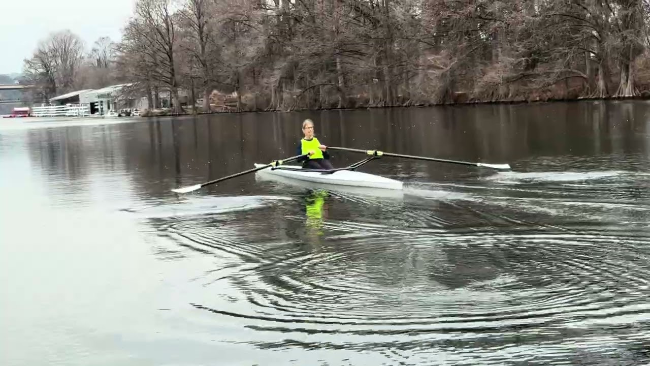 Rochelle (playing with blades off the water, squeezing the finish)