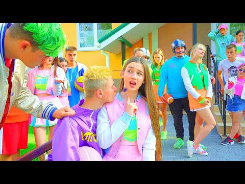 ვინ კოცნის სკოლის უკან გაკვეთილის დროს? მასწავლებელ მაიკს სურს იცოდეს სიმართლე!