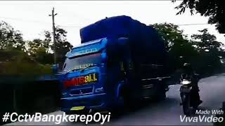 Takbiran versi truk oleng
